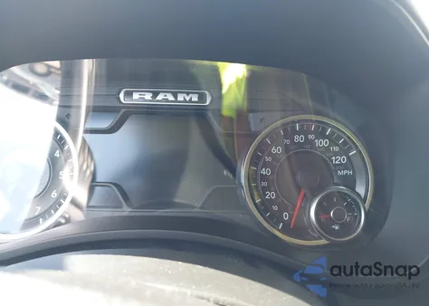 2022 Ram 2500 Laramie 4X4 6'4 Box z USA, uszkodzony, nr VIN 3C6UR5FJ7NG386785